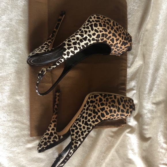 Sexy GUCCI Heels Sz8.5 (Free Gift Idea) See Below - Picture 2 of 6
